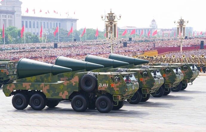 致敬强国荣光，汲取奋进力量：大唐计算机全员同看九三阅兵，铭记抗战胜利80周年